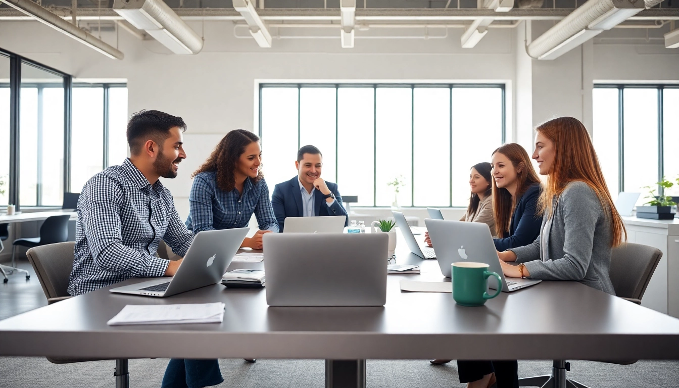 Besucher auf https://alvionz.de/ in einem modernen Büro mit digitalem Marketingteam bei der Zusammenarbeit.